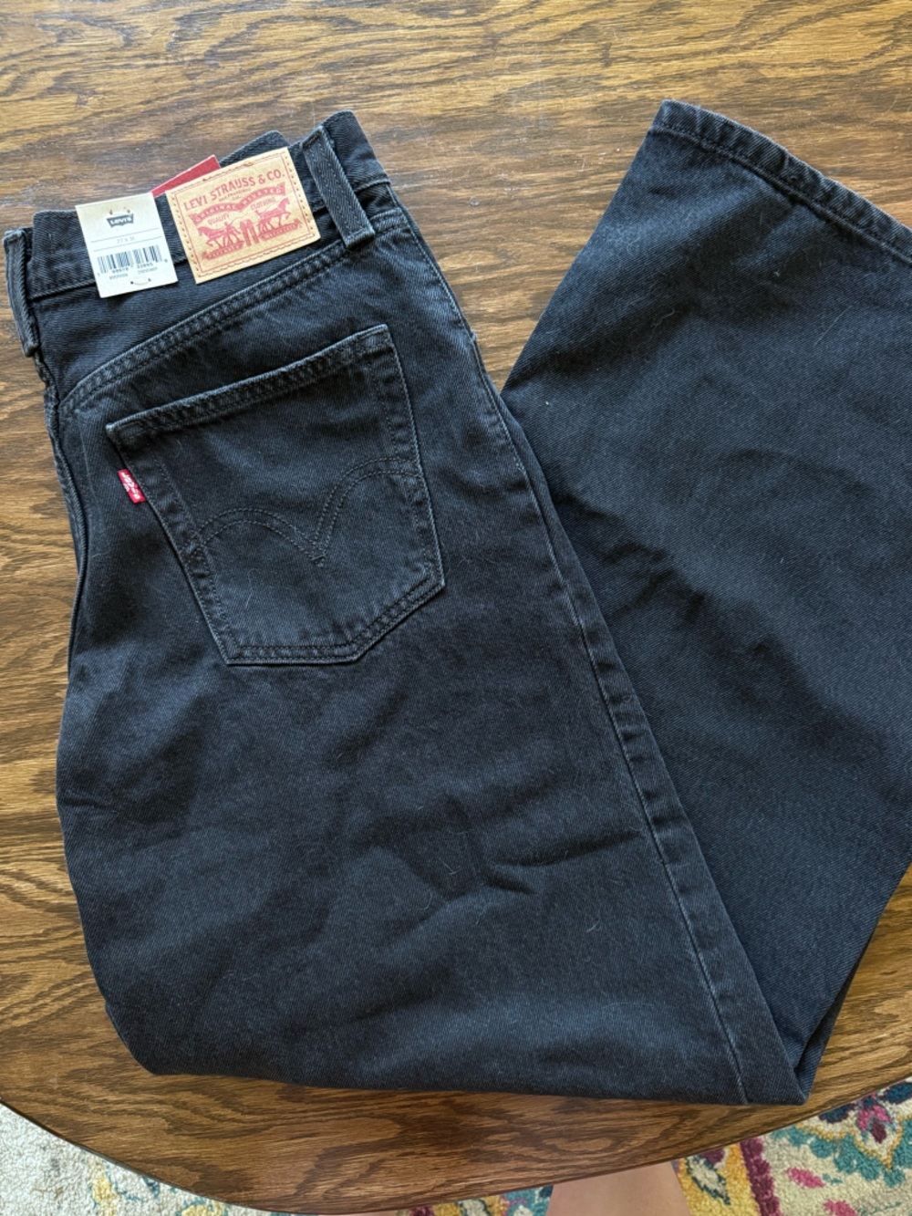Women’s Levis Baggy Black Jean